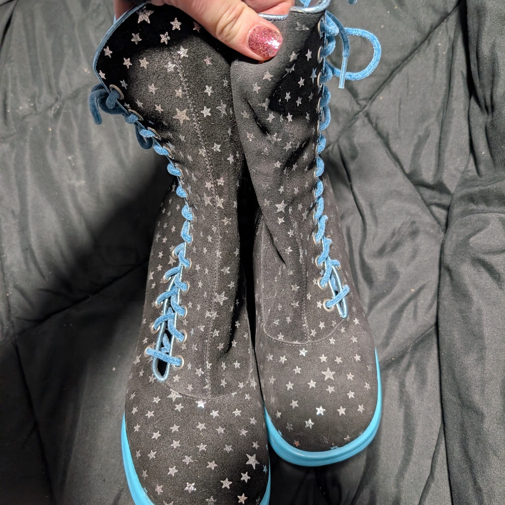 John Fluevog Mini Lover Limited Edition Black and Blue Star Lace-Up Boots - Picture 3 of 8
